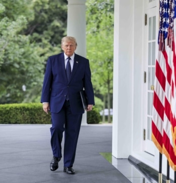 Trump anuncia el restablecimiento del bloqueo a los buques iraníes en el [...]