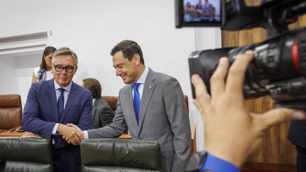 El nuevo Gobierno andaluz suma 13 altos cargos pese a mantener las 13 consejerías