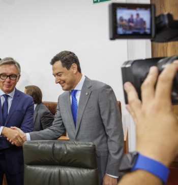 El nuevo Gobierno andaluz suma 13 altos cargos pese a mantener las [...]