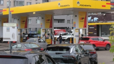 Cómo los drones de Ucrania han vaciado los tanques de petróleo ruso
