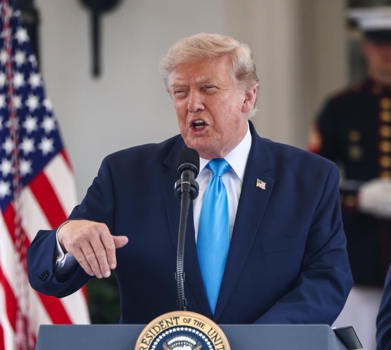 Trump advierte de que EEUU acabará como Ceuta si los demócratas ganan en 2028