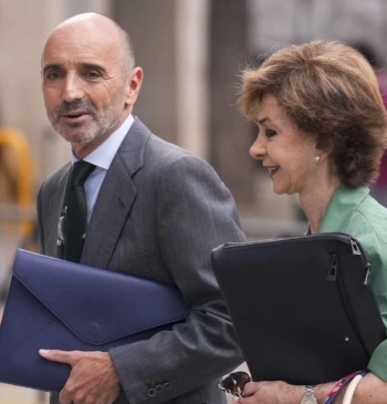 Julio Martínez decepciona al no concretar ante el juez en quién influyó [...]