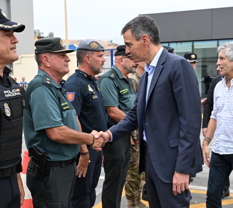 Sánchez califica de "violación y ataque a la integridad territorial" de España la ola migratoria en Ceuta y exculpa a Marruecos
