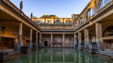 El poder oculto de las aguas de Bath, entre la salud y la superstición