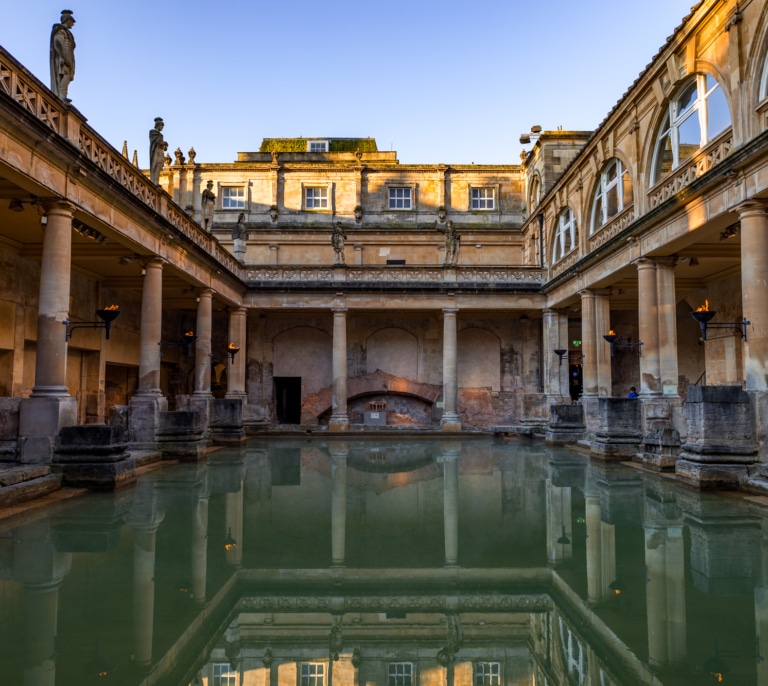 El poder oculto de las aguas de Bath, entre la salud y la superstición