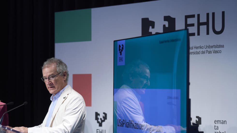 El rector admite la 'lotería' de la PAU vasca: dos puntos de diferencia en once asignaturas según el tribunal corrector