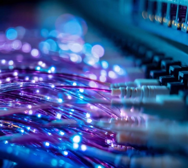 El sector digital abre el debate sobre cómo adaptar la regulación de redes a un mercado de fibra ya maduro