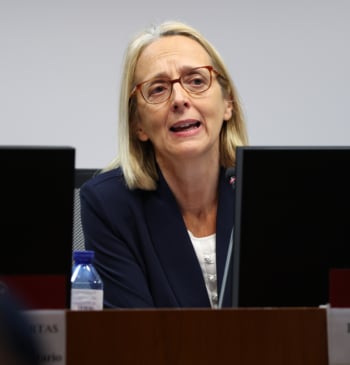 La AIReF se alinea con el Gobierno para fijar un déficit a [...]