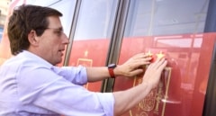 Madrid se viste de gala: Almeida coloca la segunda estrella al autobús de la EMT tras la histórica victoria en Nueva York