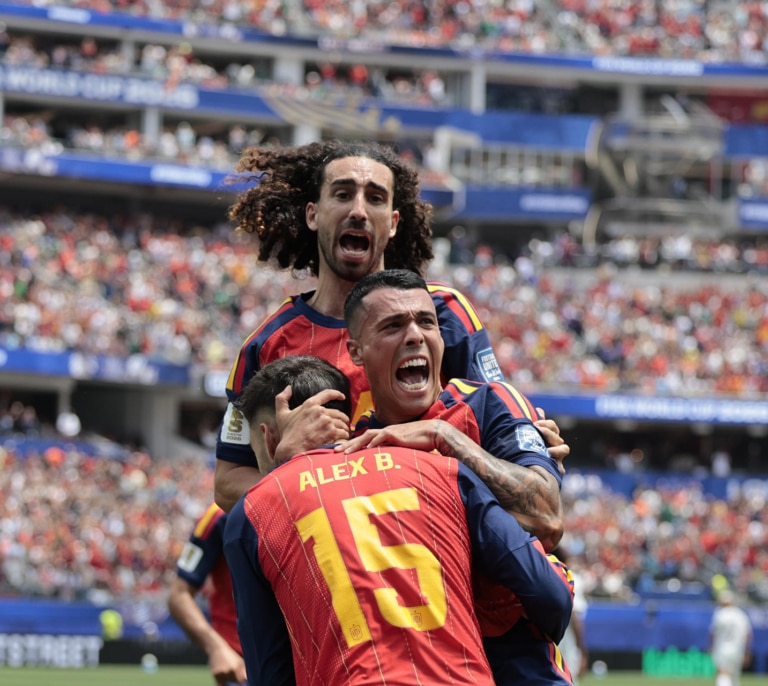 España ya está en octavos tras ganar con autoridad a Austria