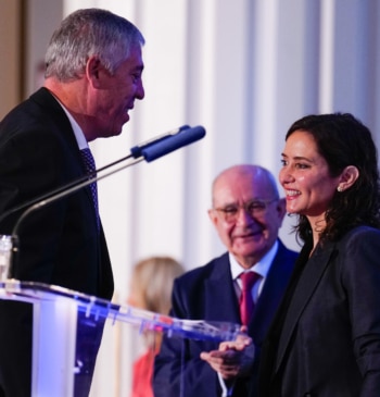 Ayuso y De los Mozos presentan la Fórmula 1 de Madrid: "Nos [...]