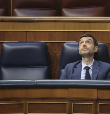 Atar a Junts y 'asfixiar' a Podemos: el Gobierno apura los plazos [...]