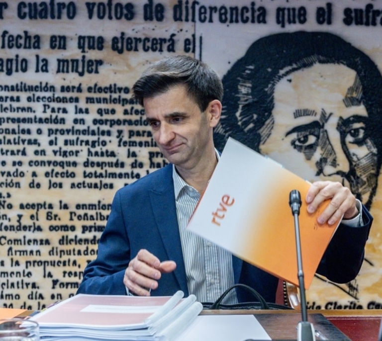 El cementerio de canales 'todo tertulia' y las 'guindas' discrepantes