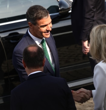 Indignación en Gobierno y PSOE por la condena "injusta" a David Sánchez: [...]