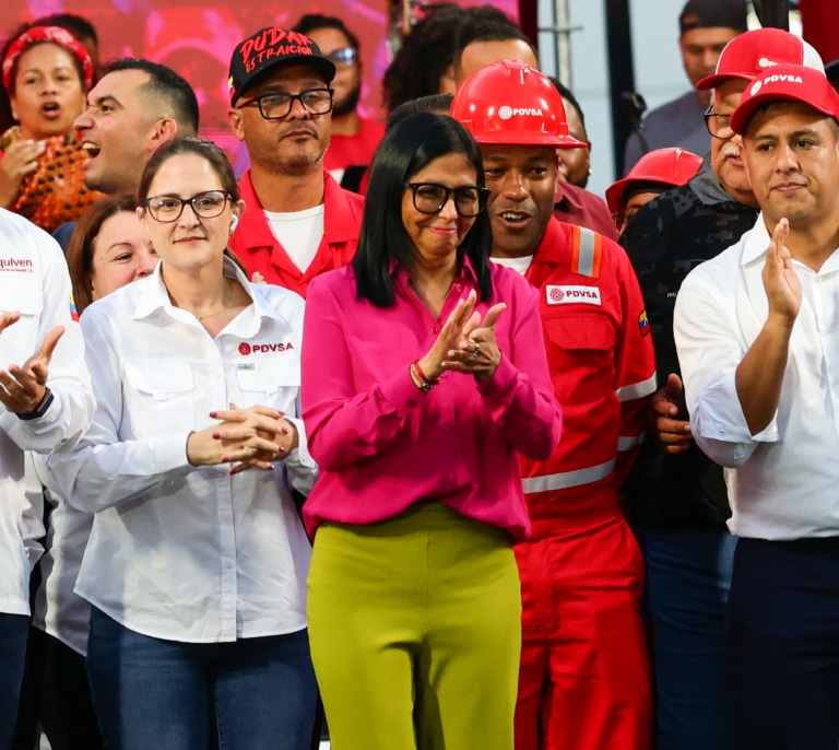 EEUU se embolsa 13.000 millones del petróleo venezolano: ¿el precio de la inmunidad de Delcy Rodríguez?