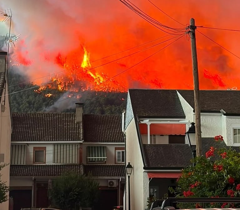 El número de afectados por los incendios de Madrid, Avila y Castellón alcanza las 115.000 personas