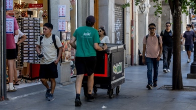 España suma 486.000 ocupados en el segundo trimestre y reduce la tasa de paro por debajo del 10%