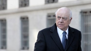 El juez Piña envía a juicio la 'operación Trampa' y sienta en el banquillo al BBVA por encargos a Villarejo