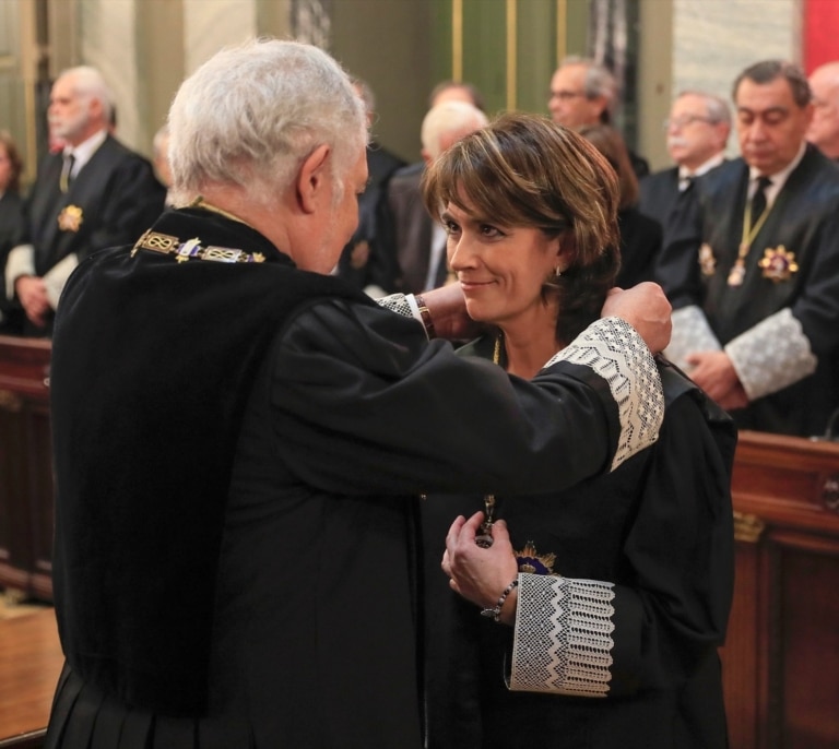 ¿Por qué 'La compañía' celebró la posible caída de la fiscal general Dolores Delgado?: "Me dicen que Pedro Sánchez se va a quitar a Lola después del 4M"