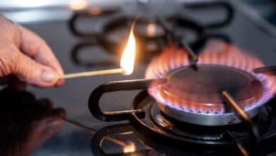 El fin de las ayudas dispara desde hoy un 21% la tarifa de gas de último recurso (TUR)