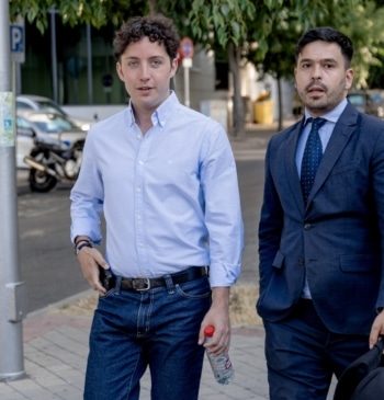 La Audiencia de Madrid suspende la entrada en prisión del 'Pequeño Nicolás'