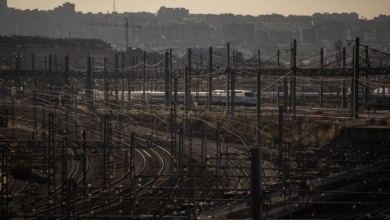 Muere un trabajador y otros dos resultan heridos en un accidente laboral en la base de Renfe de Villaverde