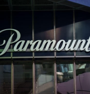 La Justicia estadounidense frena de forma cautelar la fusión entre Paramount y [...]