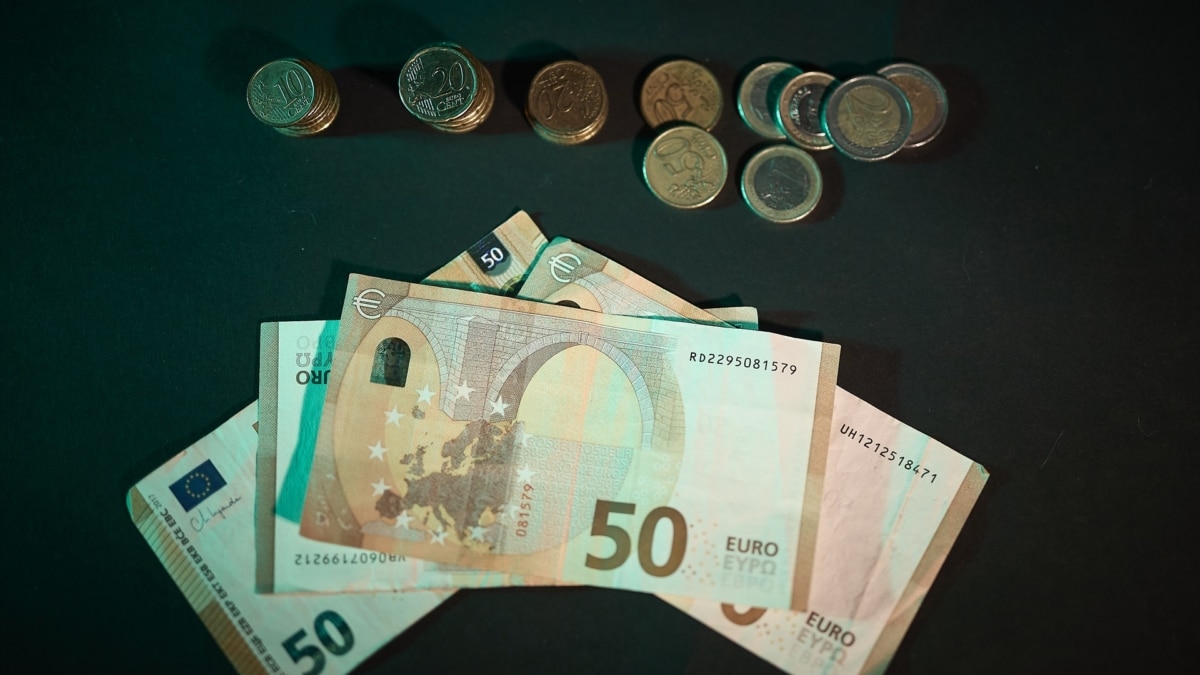 Los billetes de euro cambian tras más de 20 años
