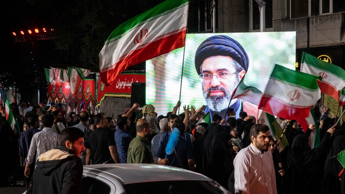 Manifestación a favor del régimen iraní en las calles de Teherán