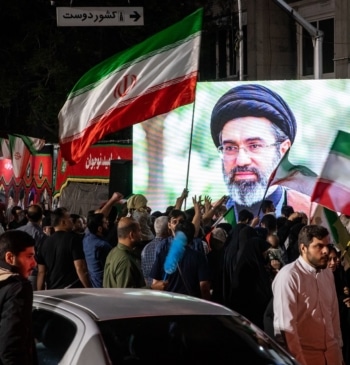 La invasión de Irán, la arriesgada trampa con la que coquetea Trump [...]