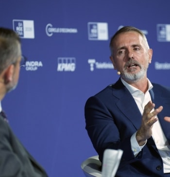 Telefónica reduce un 19% su plantilla tras salir de Hispanoamérica pero Alemania [...]