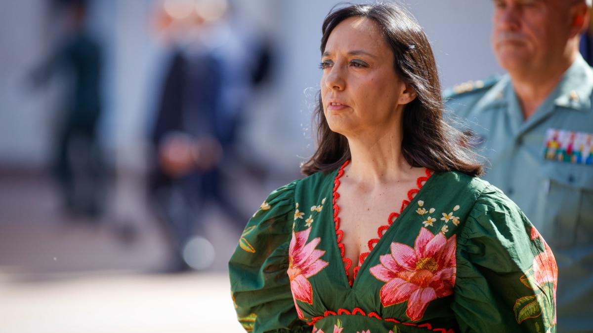 (Foto de ARCHIVO) La directora general de la Guardia Civil, Mercedes González Fernández (C), durante la toma de posesión de la coronel Cristina Moreno como nueva jefa de la comandancia de la Guardia Civil de Barcelona, a 19 de junio de 2026, en Sant Andreu de la Barca, Barcelona, Catalunya (España). Cristina Moreno Martínez es la segunda mujer en la historia de la Guardia Civil que alcanza el empleo de coronel, tras más de 33 años de servicio. Ha sido jefa de la Comandancia de Guadalajara casi cinco años y, desde finales de 2025, ejercía como jefa interina de la Comandancia de Barcelona. Kike Rincón / Europa Press 19/6/2026