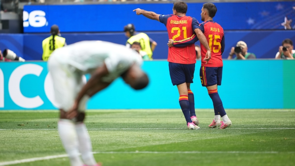 Oyarzabal celebrando su gol ante Austria