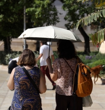 El calor dejará este martes avisos en 12 comunidades, cinco en nivel [...]