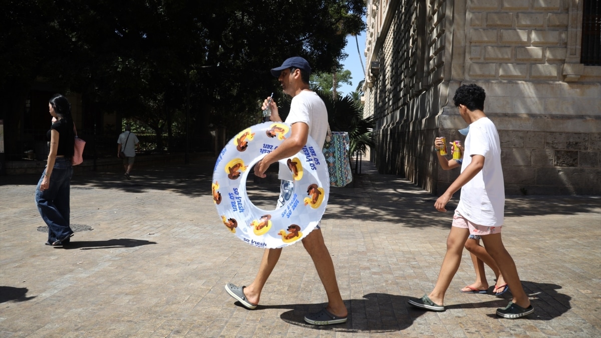 Expertos alertan de una posible tercera ola de calor para la semana que viene