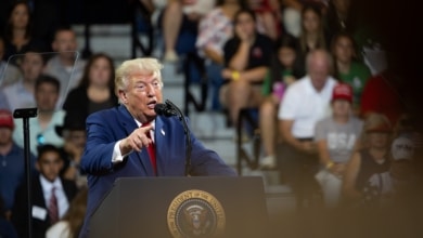 Trump ordena detener los ataques contra Irán para negociar la paz: "Estamos en conversaciones muy profundas"