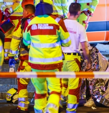 La policía busca a un sospechoso islamista por el atropello mortal del [...]