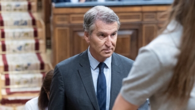 El PP reclama la comparecencia de Saiz y Marlaska en el Congreso para conocer el impacto de la regularización de inmigrantes "masiva"