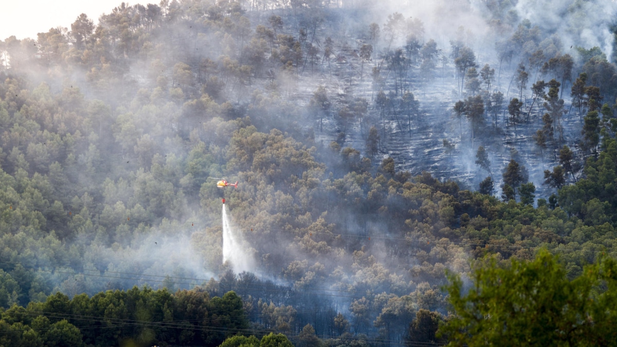 Uno de los tres incendios forestales simultáneos el pasado lunes en Sentmenat (Barcelona)
