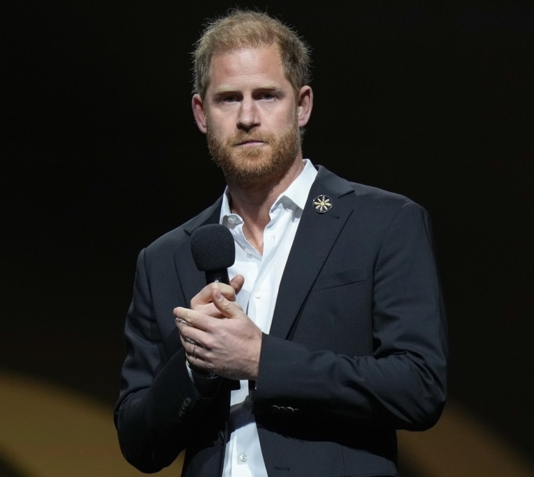 Ni escolta ni alojamiento: Carlos III deja a Harry fuera de Buckingham durante su visita a Londres