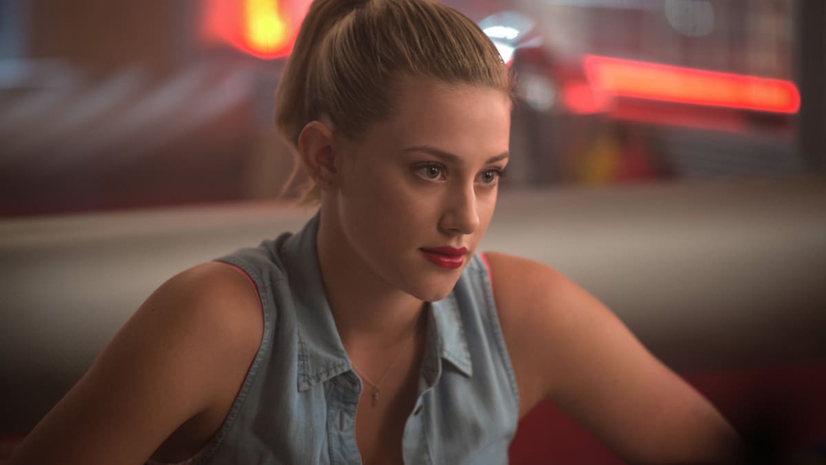 Lili Reinhart vuelve al foco con 'La hipótesis del amor' tras el boom en 'Riverdale'