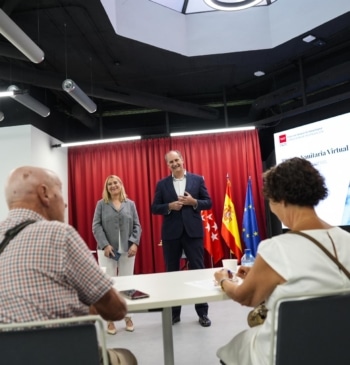 La Comunidad de Madrid reúne a usuarios mayores de 65 años para [...]