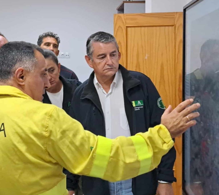 La Junta cifra en 23 los desaparecidos en la "ratonera" Los Gallardos: "La decisión de coger otro camino fue una verdadera trampa"