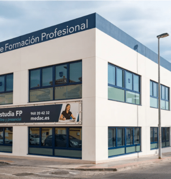 MEDAC revalida su liderazgo como mejor centro de FP por octavo año [...]