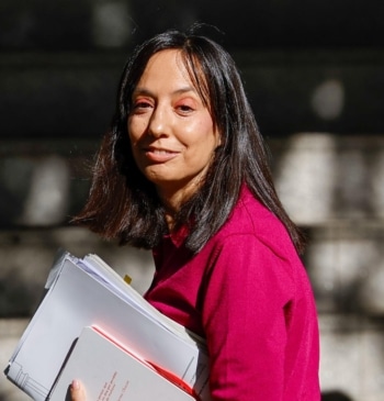 La directora no le dijo al DAO que tenía relación con Leire [...]