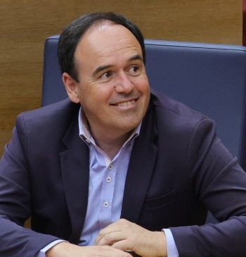 La Comunidad Valenciana aprueba "los presupuestos más sociales" de su historia tras [...]