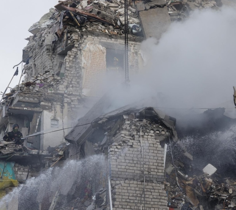 Rusia lanza un ataque masivo contra Kiev, donde ya ascienden a 17 los muertos