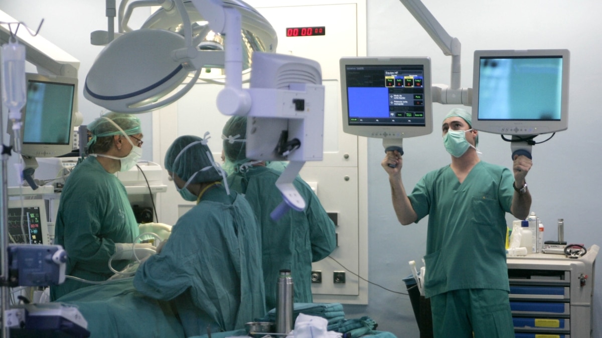 Sanidad logra reducir a 17 días la espera para las operaciones quirúrgicas más urgentes en la Comunidad Valenciana