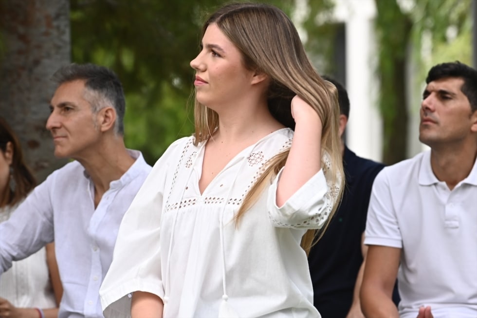La Infanta Sofía, durante una visita a una de las actividades educativas en el Monasterio de Cogullada, a 8 de julio de 2026, en Zaragoza, Aragón (España). La Infanta entregará esta tarde la primera edición de las ayudas “Docentes Referentes” de la Fundación Ibercaja, en su 150º aniversario, en la que cinco docentes serán reconocidos por su excelencia en liderazgo educativo, sostenibilidad, inclusión, investigación educativa y educación integral para la salud. Ramón Comet / Europa Press 08 JULIO 2026;INFANTA;EDUCACIÓN;DOCENCIA; 08/7/2026