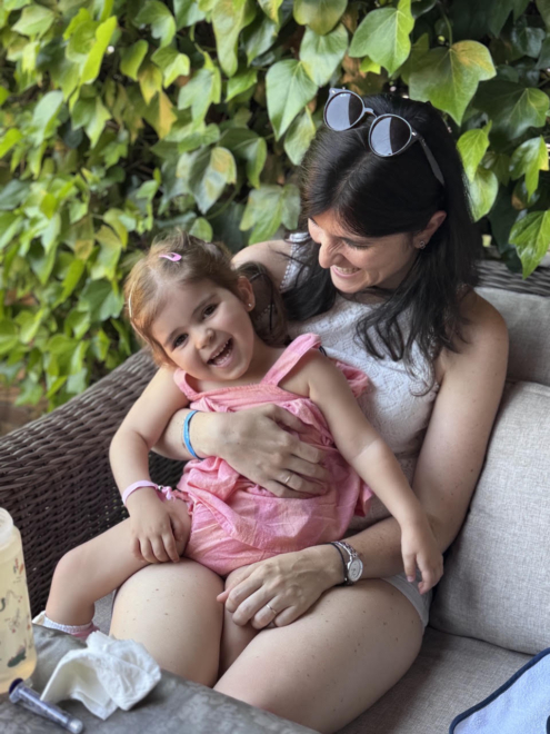 Claudia con Elena, su madre